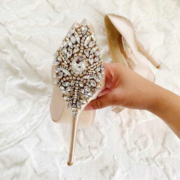 Badgley Mischka Kiara Crystal Back Open Toe Pump New $245 - Picture 6 of 7